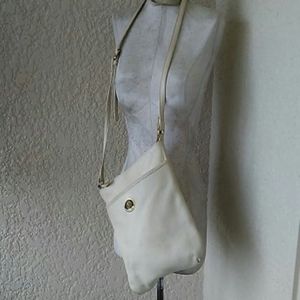 Tommy Hilfiger Crossbody Bag